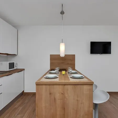 Ivan Sea View Apartmán *