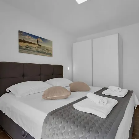 Ivan Sea View * ماكارسكا